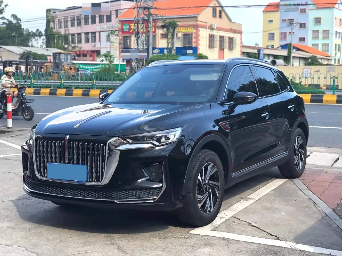 2022 HongQi HS5 2.0T 224HP L4 6AT