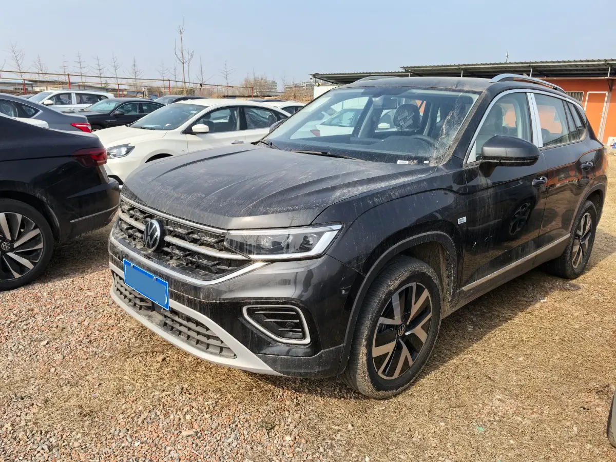 2025 Volkswagen Tayron 1.5T 160HP L4 7DCT