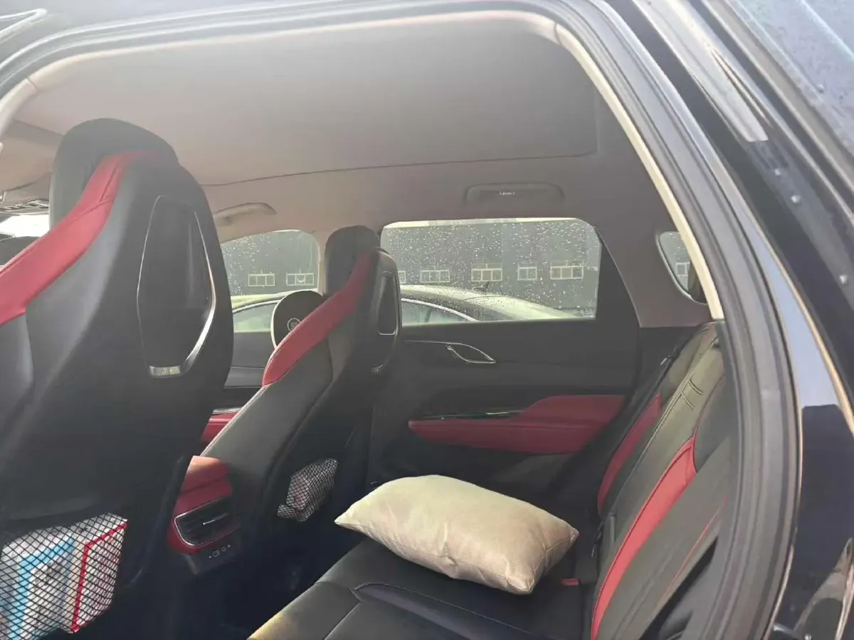 2023 HongQi HS3 1.5T 169HP L4 1DHT Hybrid 1.83KWH,autocango,china used car exporter,china ev exporter,chinese used car exporter,chinese used ev exporter