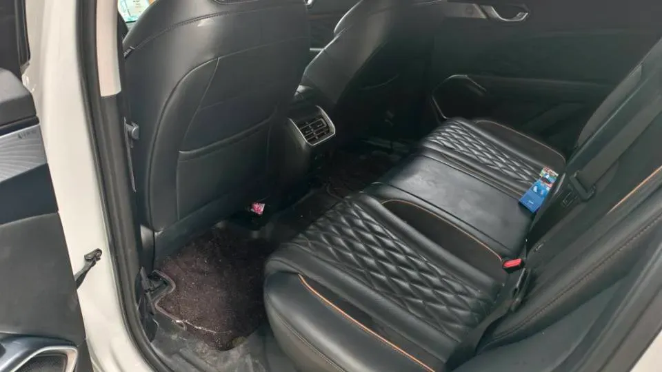 2022 WEY Latte DHT 1.5T 156HP L4 2DHT Hybrid,autocango,china used car exporter,china ev exporter,chinese used car exporter,chinese used ev exporter