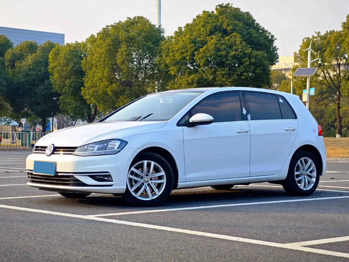 2018 Volkswagen Golf 1.4T 131HP L4 7DCT