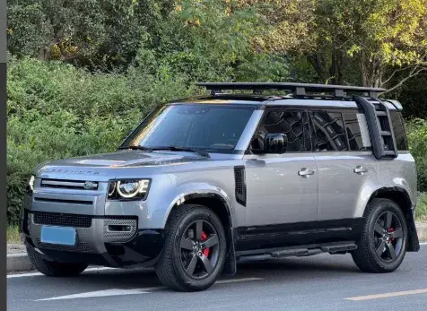 2024 Land Rover Defender 3.0T 400HP L6 8AT