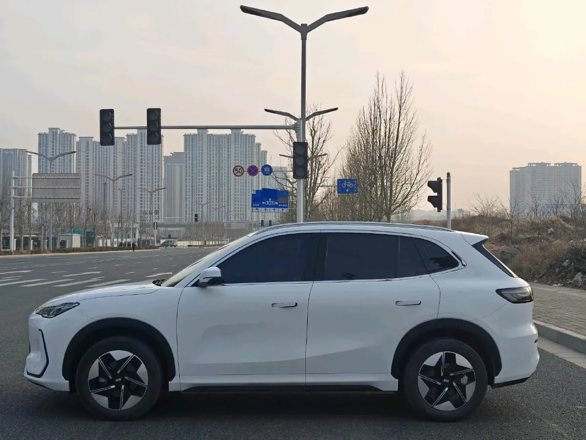2024 LanDian E5 1.5L 110HP L4 E-CVT PHEV 17.52KWH,autocango,china used car exporter,china ev exporter,chinese used car exporter,chinese used ev exporter