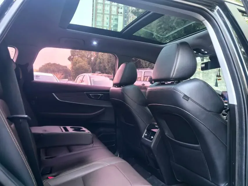 2019 Chery Tiggo 8 1.6T 197HP L4 7DCT,autocango,china used car exporter,china ev exporter,chinese used car exporter,chinese used ev exporter