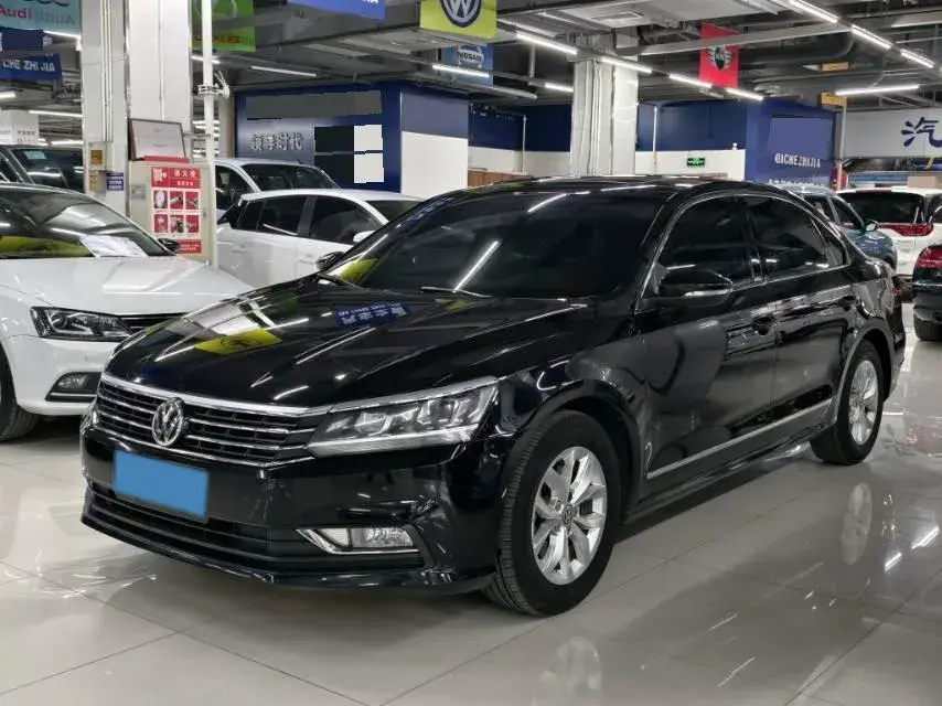 2017 Volkswagen Passat 1.4T 150HP L4 7DCT