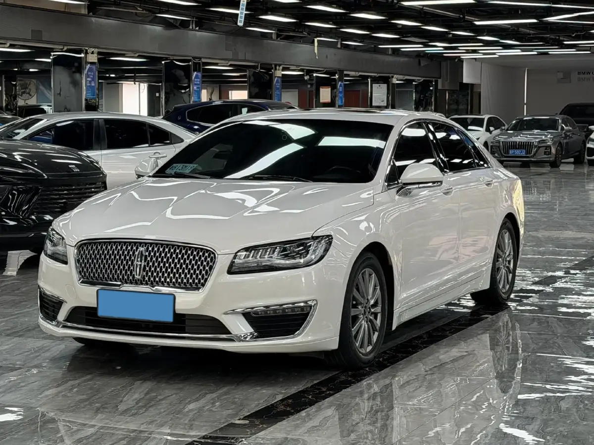 2018 Lincoln MKZ 2.0T 203HP L4 6AT