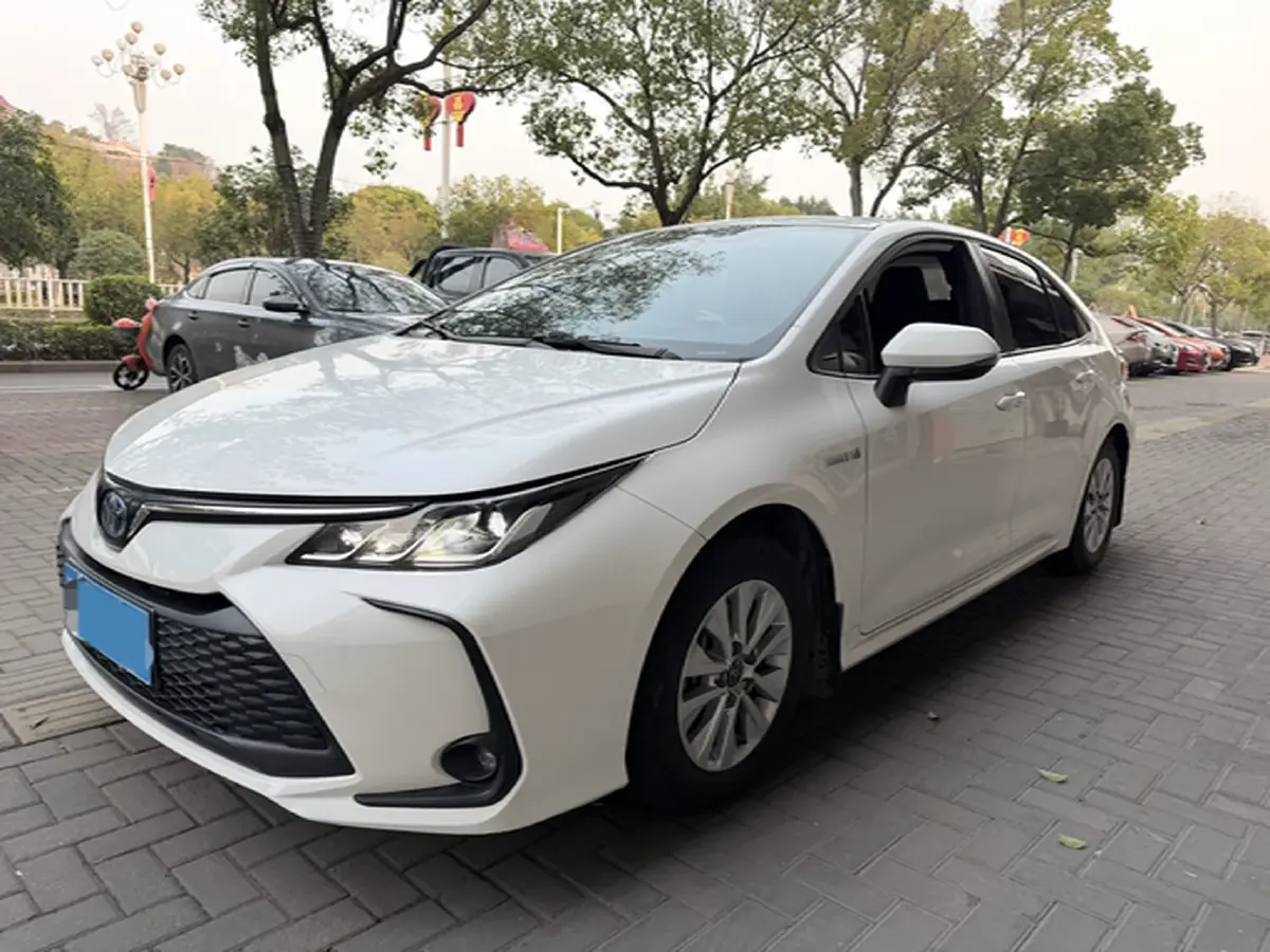 2023 Toyota Corolla 1.8L 98HP L4 E-CVT Hybrid