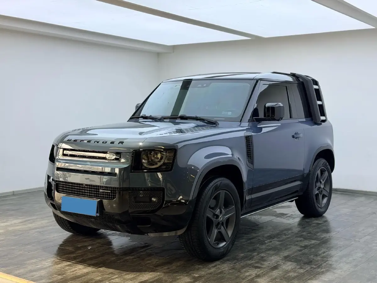 2022 Land Rover Defender 2.0T 300HP L4 8AT