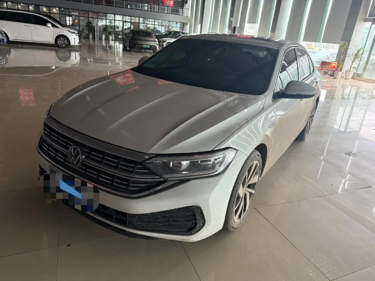 2024 Volkswagen Sagitar 1.5T 160HP L4 7DCT