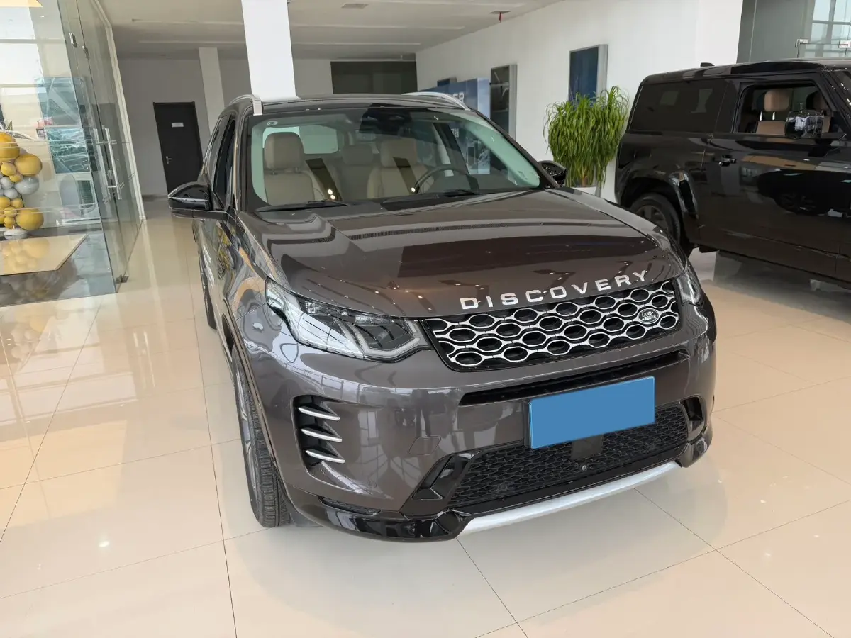 2024 Land Rover Discovery Sport 2.0T 249HP L4 9AT
