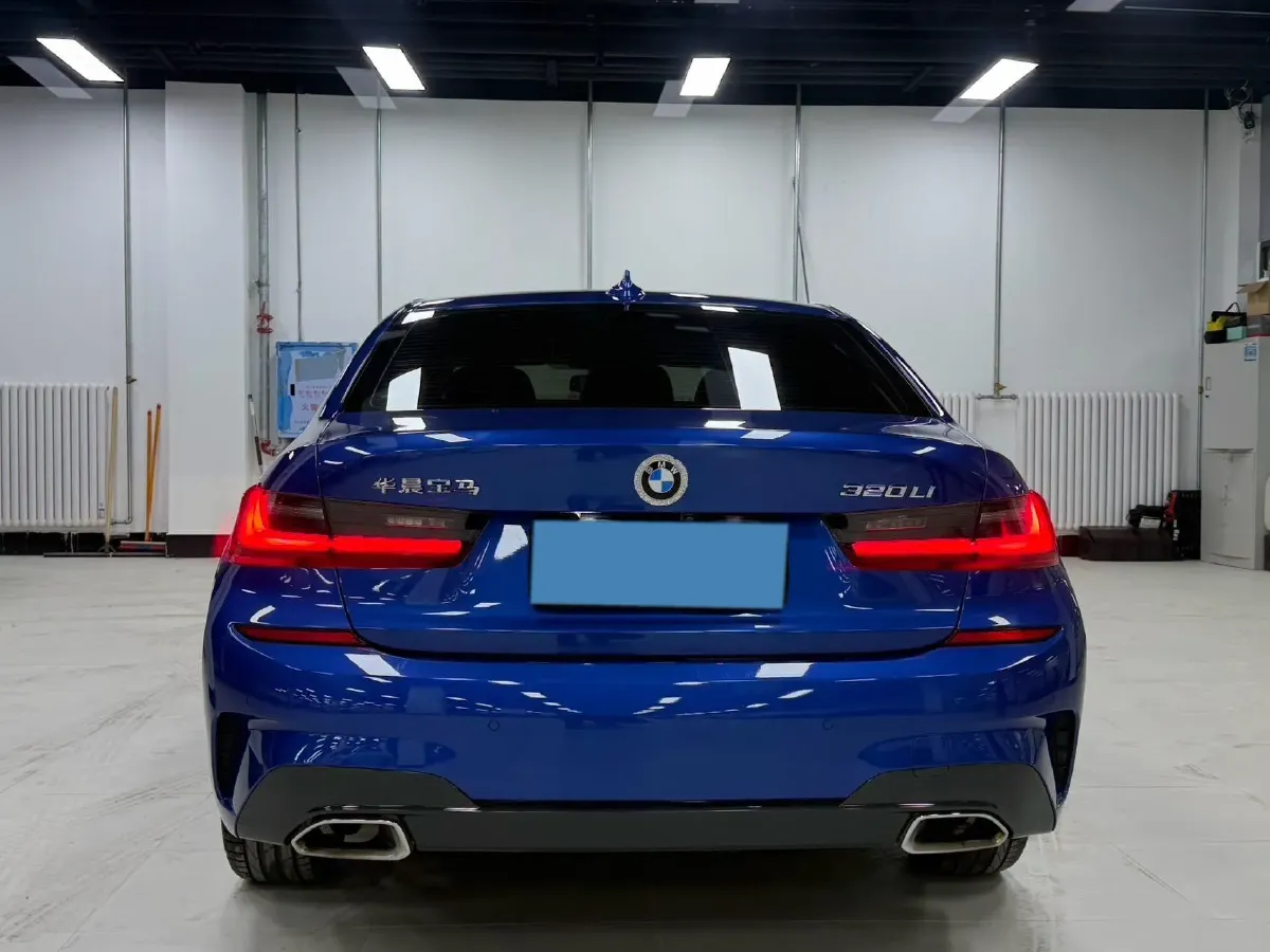 2022 BMW 3 Series 2.0T 156HP L4 8AT,autocango,china used car exporter,china ev exporter,chinese used car exporter,chinese used ev exporter