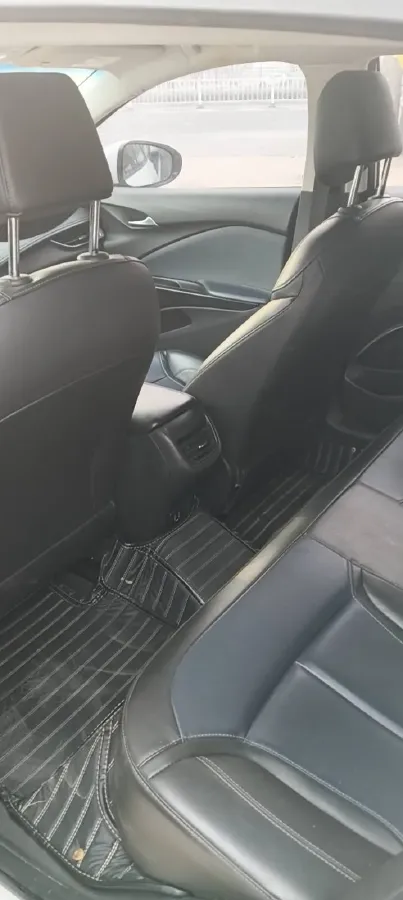 2020 Ford Escape 2.0T 248HP L4 8AT,autocango,china used car exporter,china ev exporter,chinese used car exporter,chinese used ev exporter