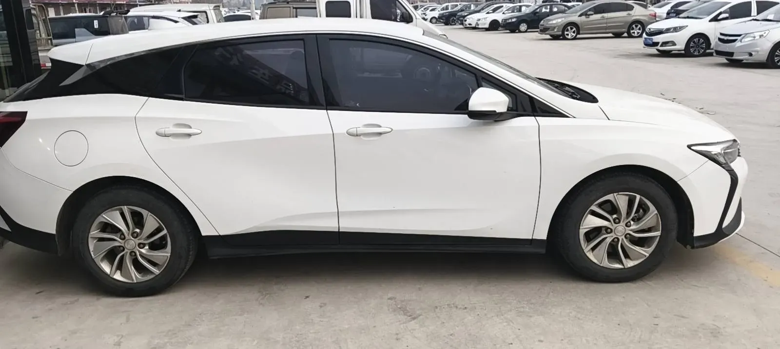 2020 Ford Escape 2.0T 248HP L4 8AT,autocango,china used car exporter,china ev exporter,chinese used car exporter,chinese used ev exporter