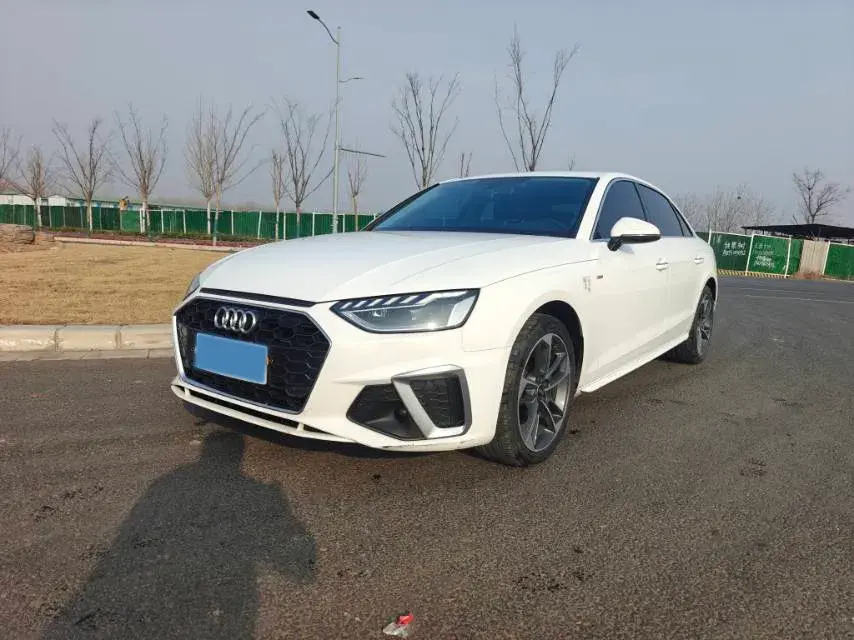 2023 Audi A4L 2.0T 190HP L4 7DCT