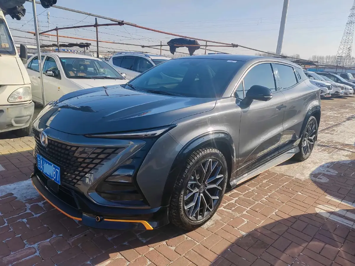 2022 ChangAn UNI-T 1.5T 188HP L4 7DCT