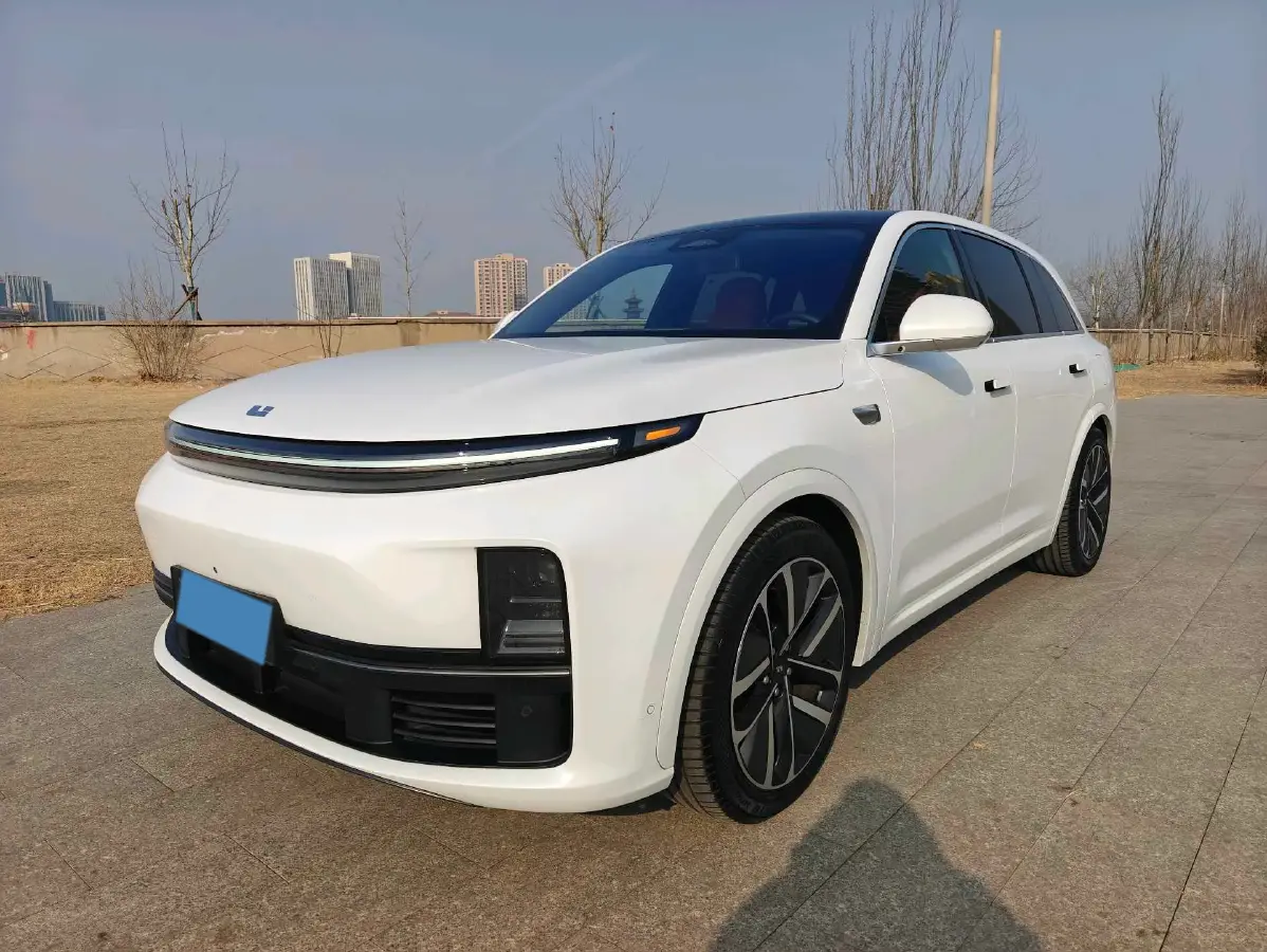 2023 Li L7 Range Extended 154HP REEV 40.9KWH