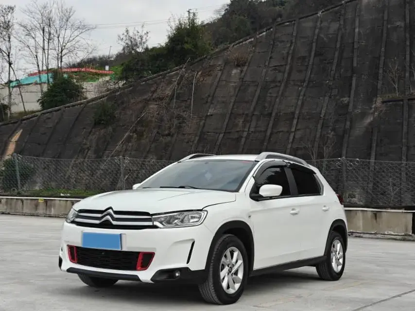 2018 Citroen C3-XR 1.6L 117HP L4 6AT