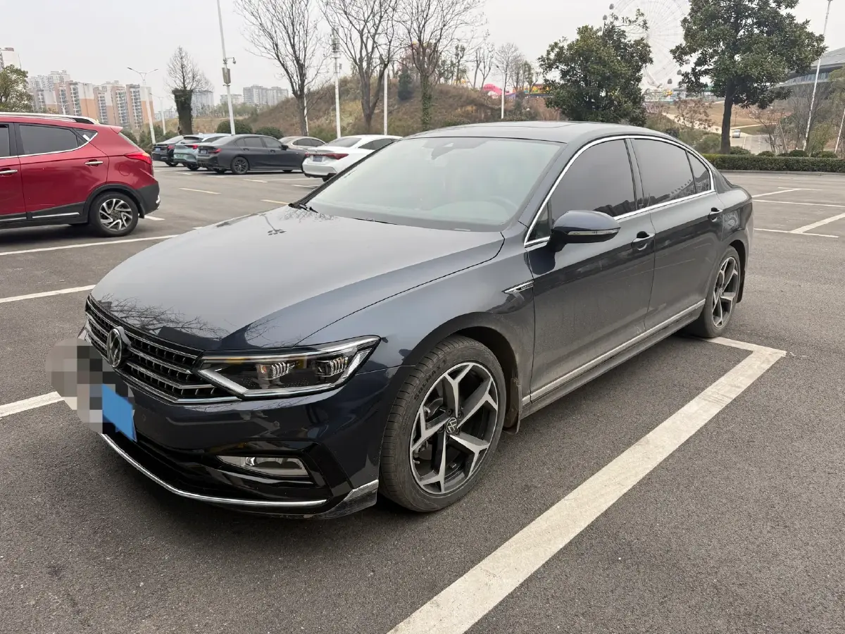 2023 Volkswagen Magotan 2.0T 186HP L4 7DCT