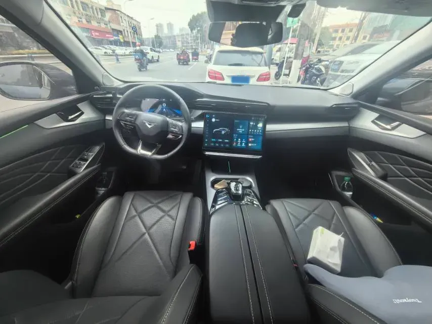 2023 KaiYi KunLun 1.6T 197HP L4 7DCT,autocango,china used car exporter,china ev exporter,chinese used car exporter,chinese used ev exporter