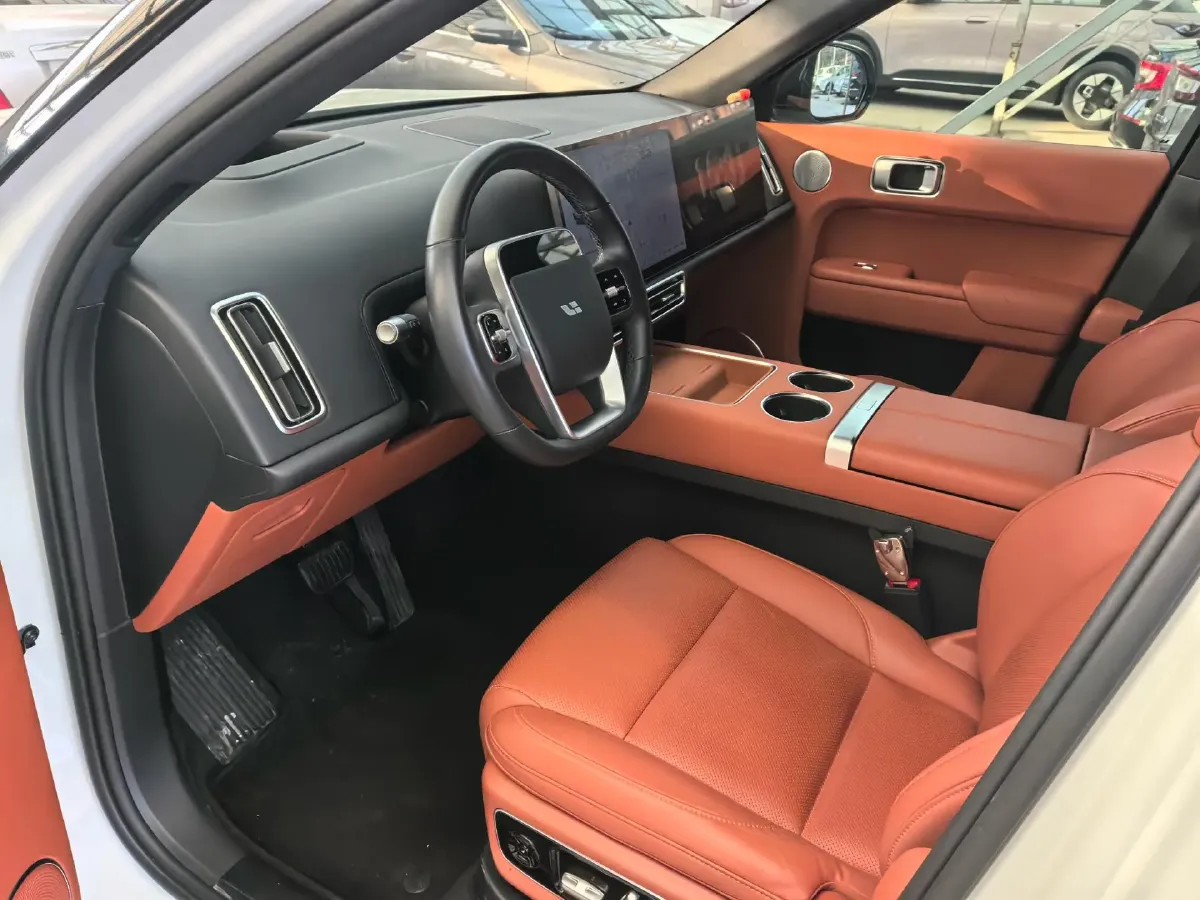 2023 Li L7 Range Extended 154HP REEV 40.9KWH,autocango,china used car exporter,china ev exporter,chinese used car exporter,chinese used ev exporter