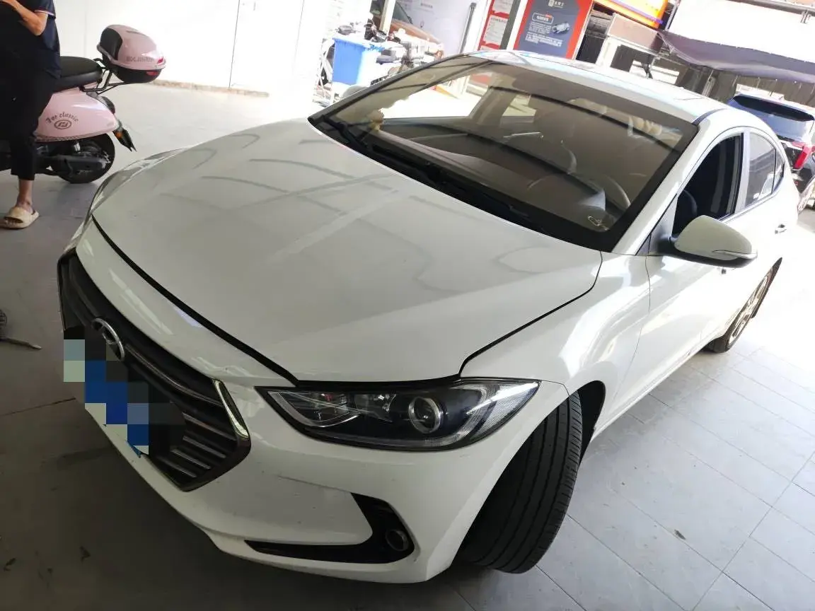 2016 Hyundai Elantra 1.6L 130HP L4 6AT