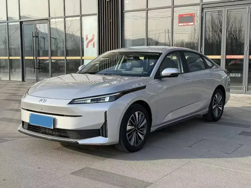 2024 ChangAn QiYuan A05 1.5L 110HP L4 E-CVT PHEV 18.4KWH