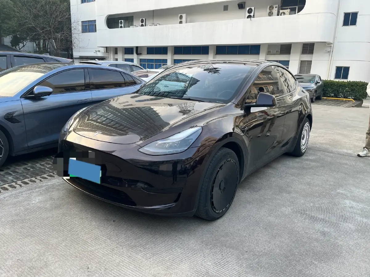 2022 Tesla Model Y BEV 60KWH