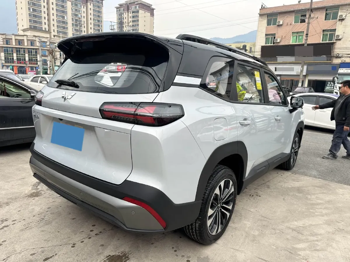 2026 Geely Galaxy Starshine 6 1.5L 112HP L4 1DHT PHEV,autocango,china used car exporter,china ev exporter,chinese used car exporter,chinese used ev exporter