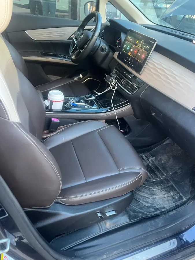 2022 Exceed LXC-DM 1.5T 156HP L4 3DHT PHEV 19.27KWH,autocango,china used car exporter,china ev exporter,chinese used car exporter,chinese used ev exporter