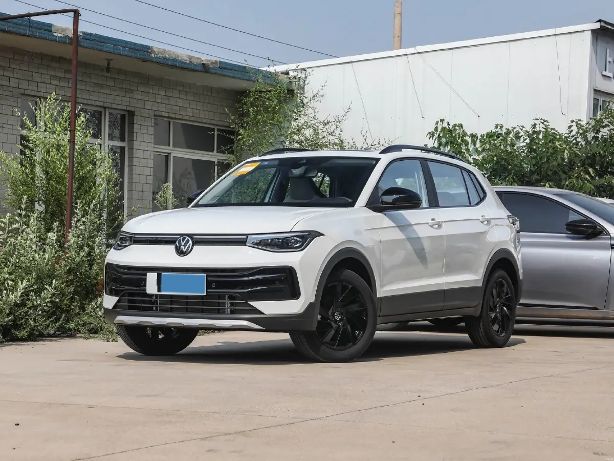 2025 Volkswagen Tharu 1.5L 110HP L4 6AT