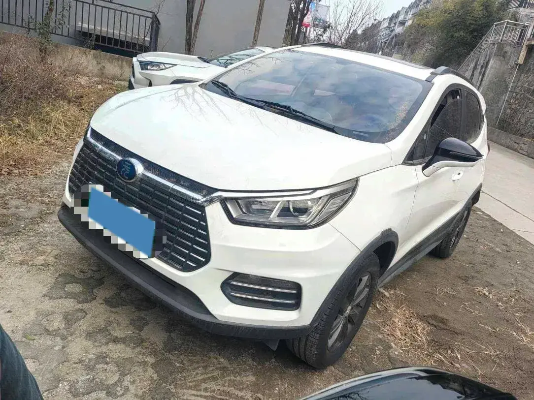 2018 BYD Yuan BEV 42KWH