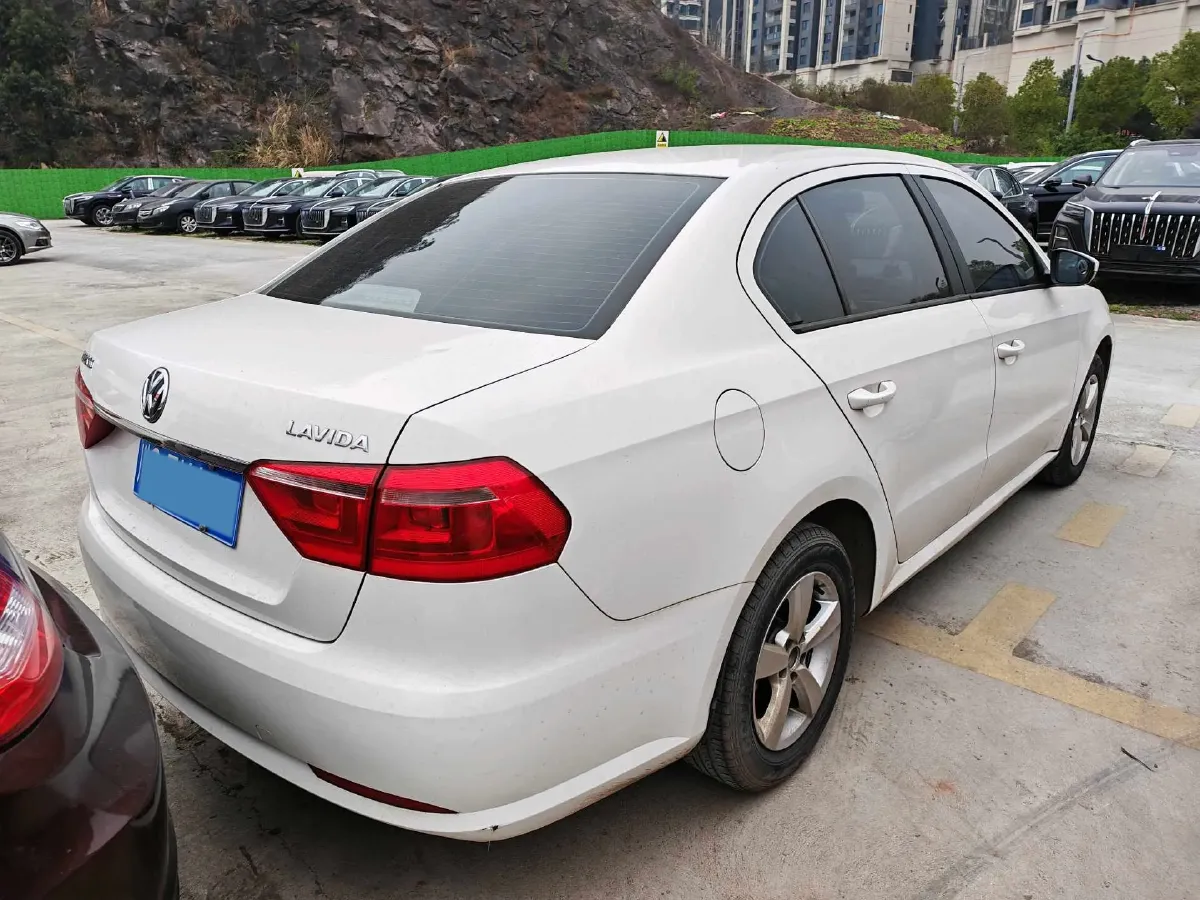 2018 Soueast DX7 1.5T 156HP L4 6MT,autocango,china used car exporter,china ev exporter,chinese used car exporter,chinese used ev exporter