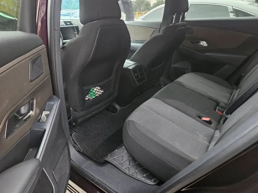 2018 DS 7 1.6T 180HP L4 8AT,autocango,china used car exporter,china ev exporter,chinese used car exporter,chinese used ev exporter