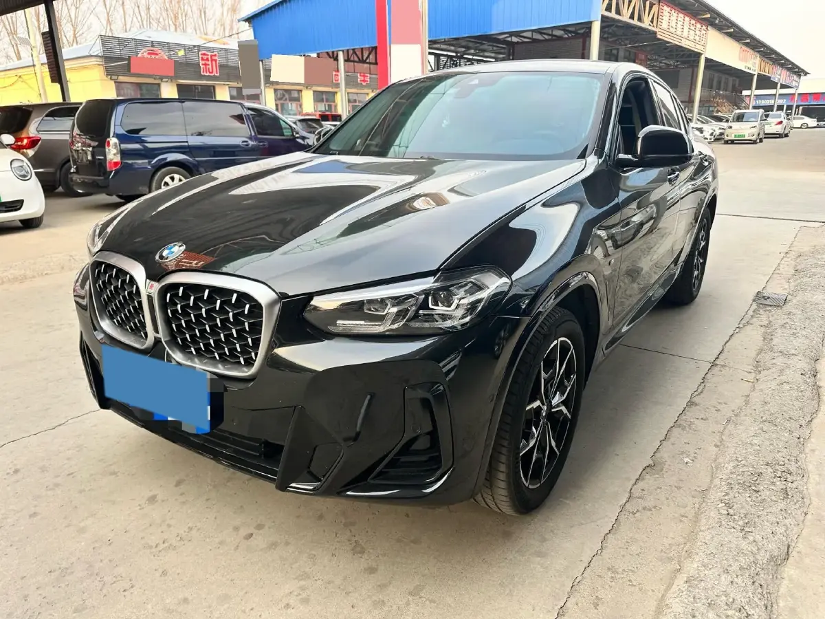 2022 BMW X4 2.0T 245HP L4 8AT