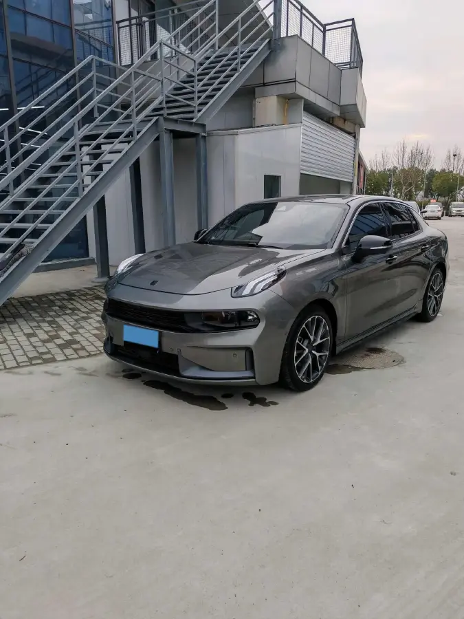 2022 LYNK&CO 03 2.0T 190HP L4 7DCT