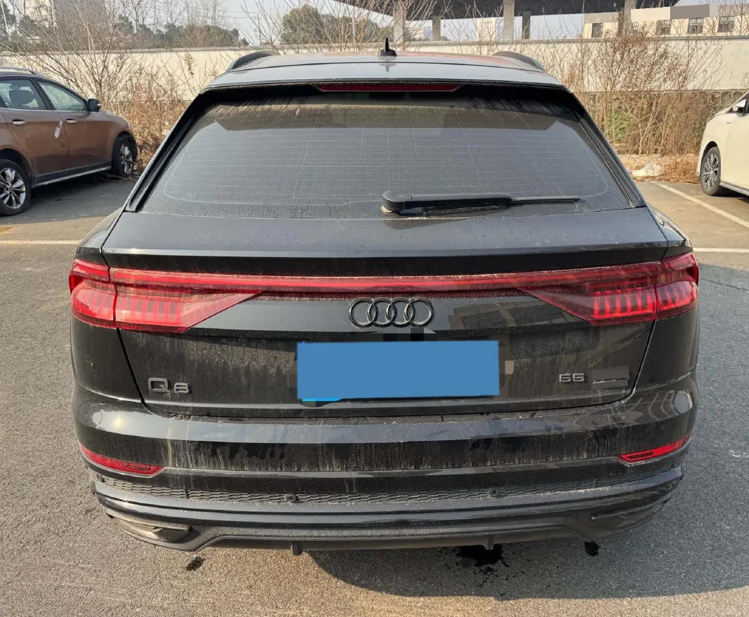 2021 Audi Q8 3.0T 340HP V6 8AT,autocango,china used car exporter,china ev exporter,chinese used car exporter,chinese used ev exporter
