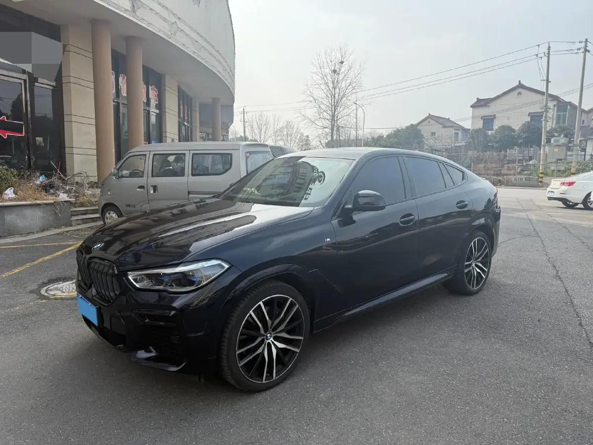 2022 BMW X6 3.0T 340HP L6 8AT