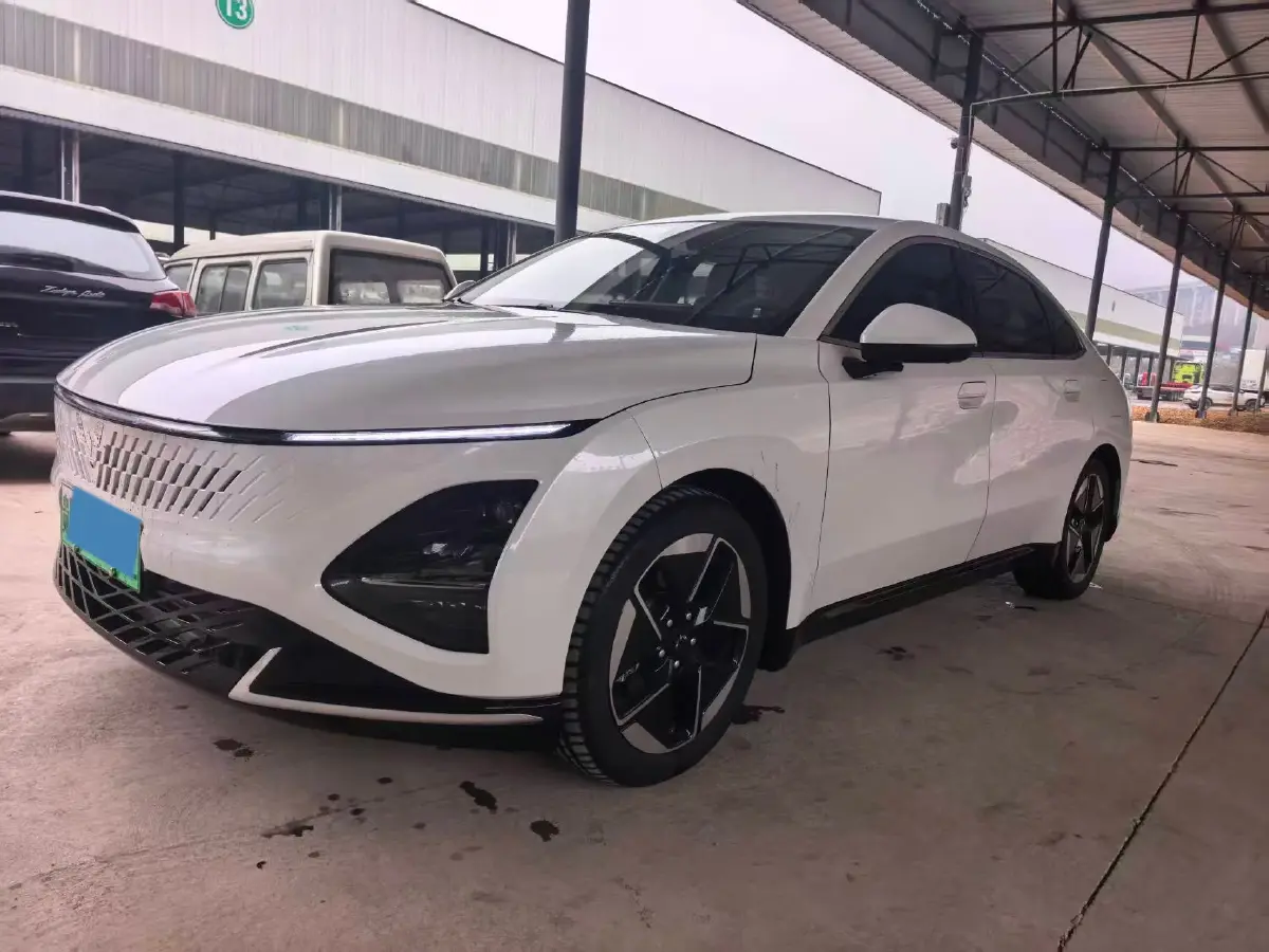 2023 WuLing XingGuang 1.5L 106HP L4 E-CVT PHEV 20.5KWH