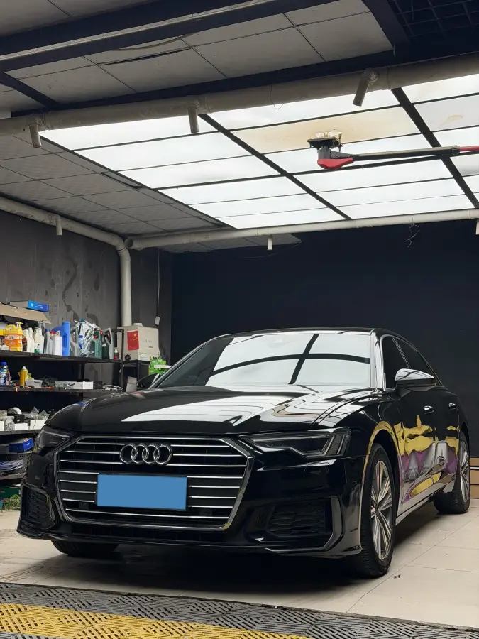 2020 Audi A6L 2.0T 190HP L4 7DCT