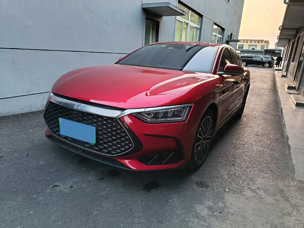 2022 Volkswagen Tiguan L 2.0T 186HP L4 7DCT