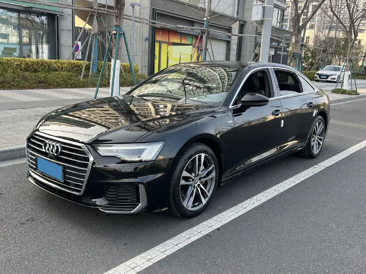 2020 Audi A6L 2.0T 190HP L4 7DCT