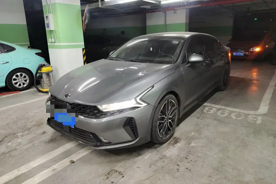 2020 Kia K5 2.0T 240HP L4 8AT