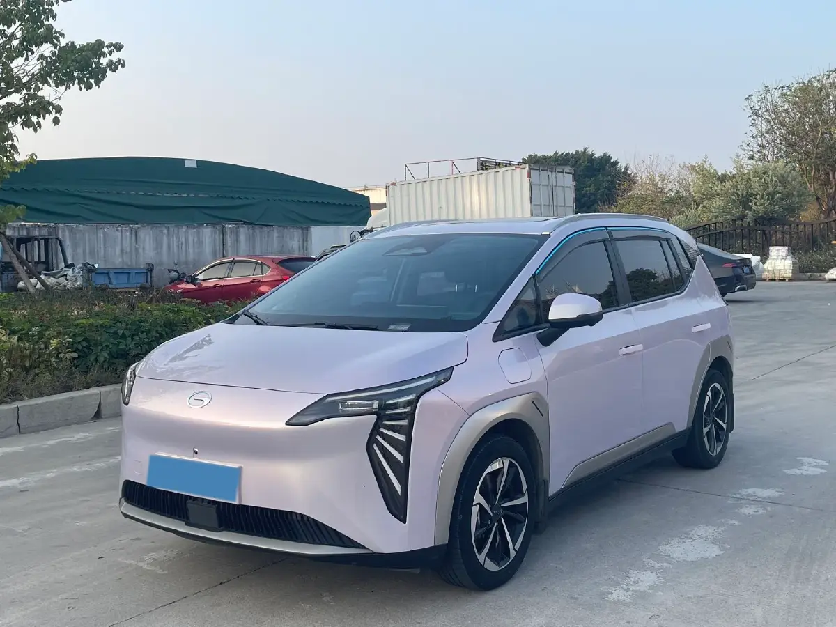 2024 Aion Y BEV 49.75KWH