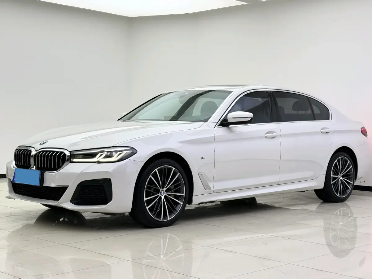 2021 BMW 5 Series 2.0T 252HP L4 8AT