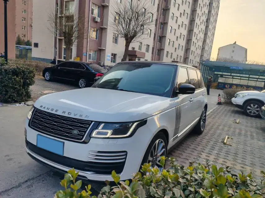 2019 Land Rover Range Rover 3.0T 381HP V6 8AT