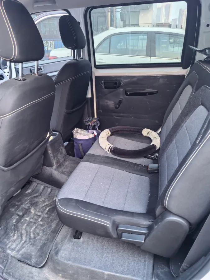 2020 BaoJun RC-5 1.5L 99HP L4 6MT,autocango,china used car exporter,china ev exporter,chinese used car exporter,chinese used ev exporter