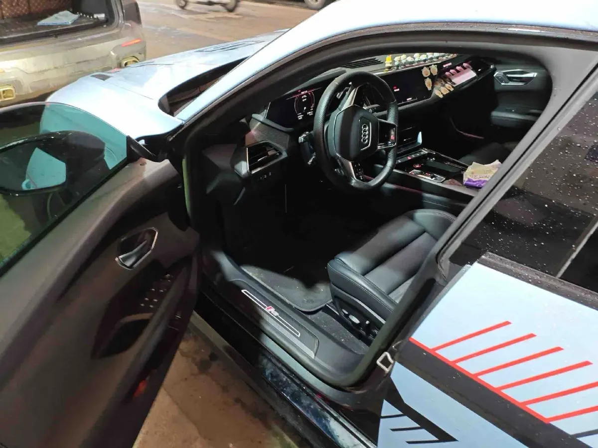 2023 Audi RS e-tron GT 2AT BEV 93.4KWH,autocango,china used car exporter,china ev exporter,chinese used car exporter,chinese used ev exporter