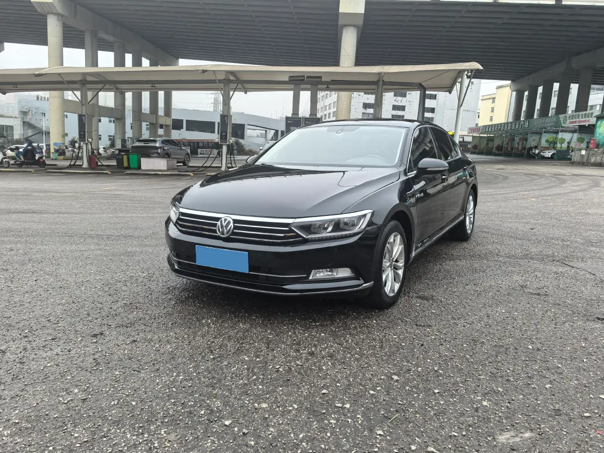 2019 Volkswagen Magotan 2.0T 186HP L4 7DCT