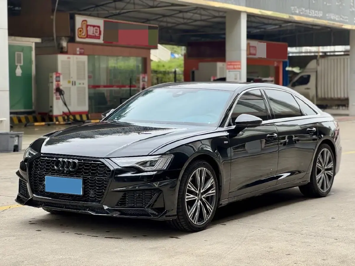 2025 Audi A6L 2.0T 245HP L4 7DCT
