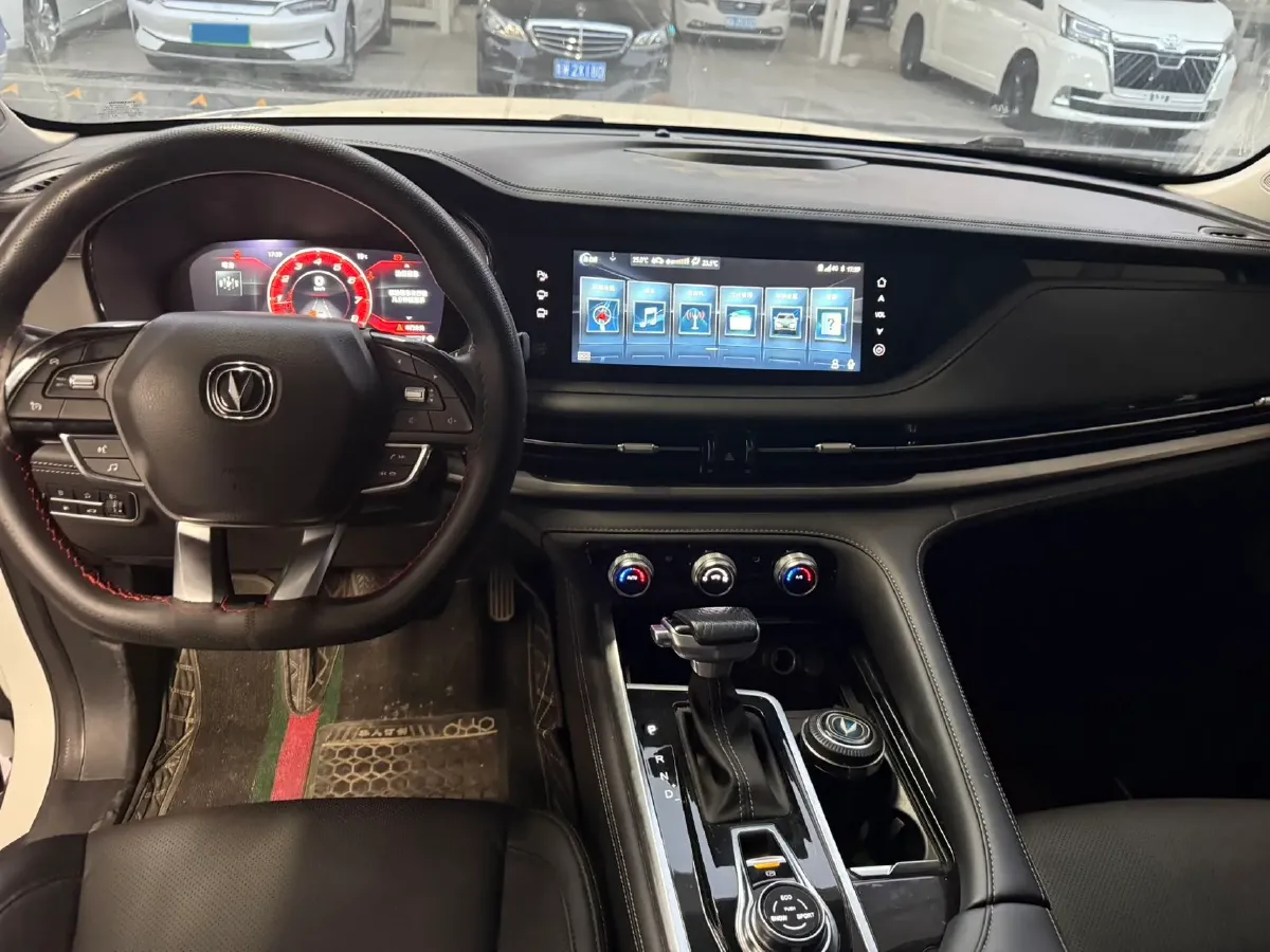 2021 ChangAn CS95 2.0T 233HP L4 6AT,autocango,china used car exporter,china ev exporter,chinese used car exporter,chinese used ev exporter